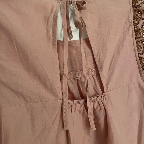 Blush Pink Embroidered Sleeveless Top Size M - Picture 5 of 6